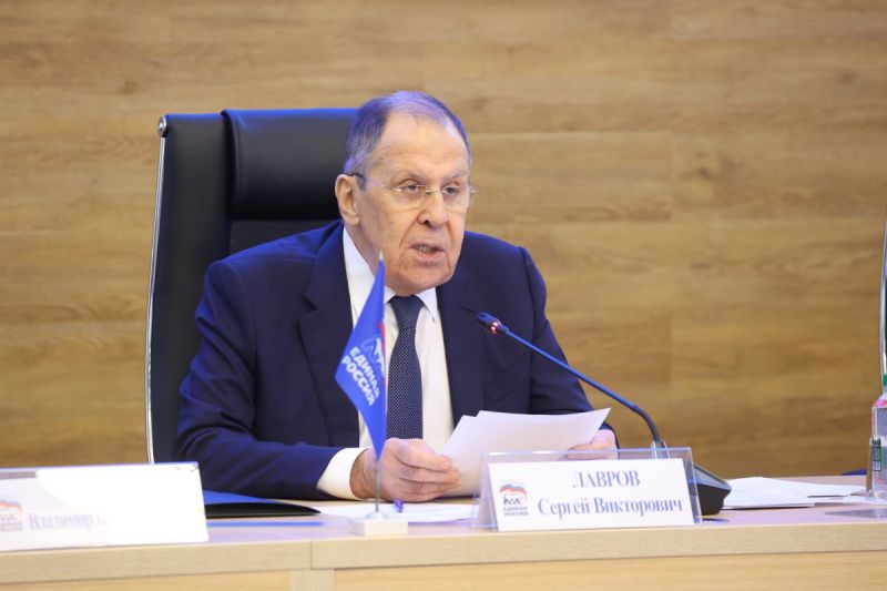 Лавров видав нову порцію пропаганди