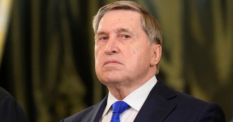 У Кремлі послали матом радників Макрона після питання про Україну - що сказали