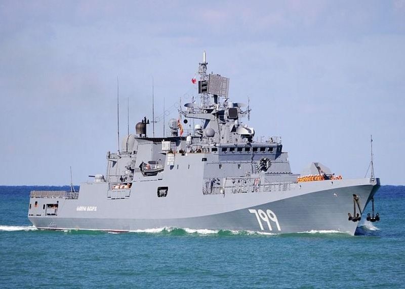 Три російські військові кораблі пошкоджено під час атаки СБУ на порт Новоросійськ