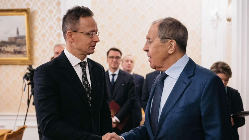 Сіярто роками звітував Лаврову про хід засідань Євросоюзу