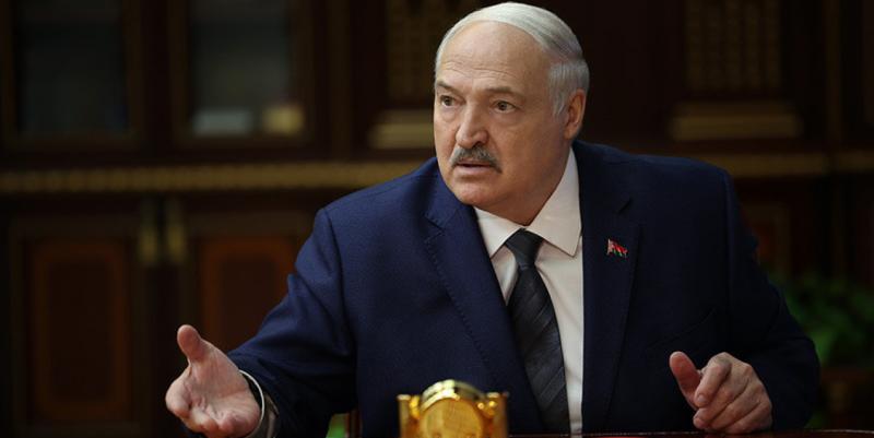 Лукашенко заявив про підготовку Білорусі до війни