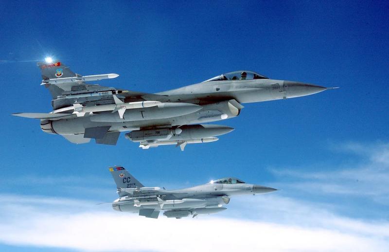 Норвегія досі не передала Україні жодного F-16: в чому причина