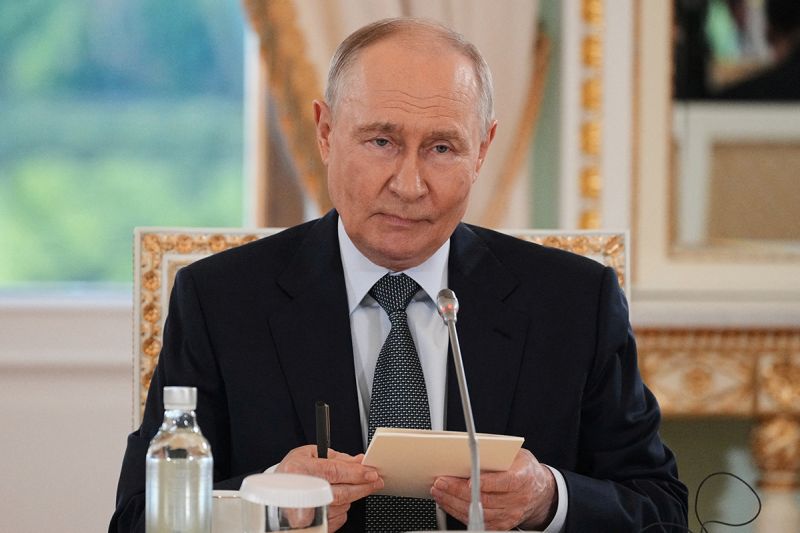 Путін виступив проти участі Європи
