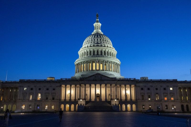 Сенат США йде наперекір Трампу через Україну