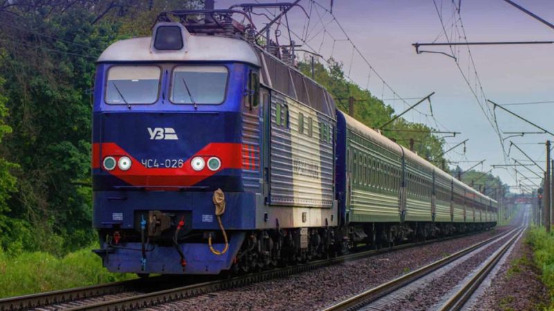 У Польщі затримуються українські потяги: у чому причина